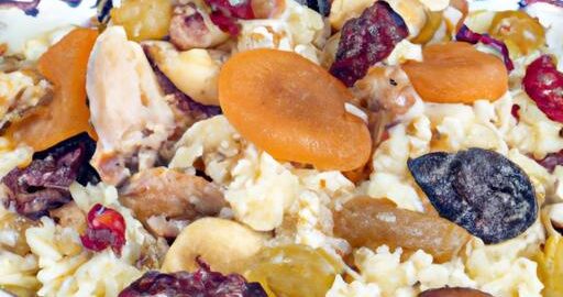 Kuřecí kuskus s ořechy a sušeným ovocem