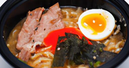 Ramen s masem a vajíčkem