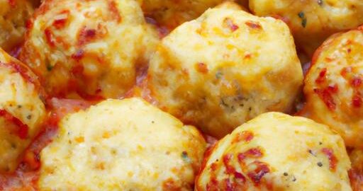 Sýrové kuřecí kuličky v omáčce