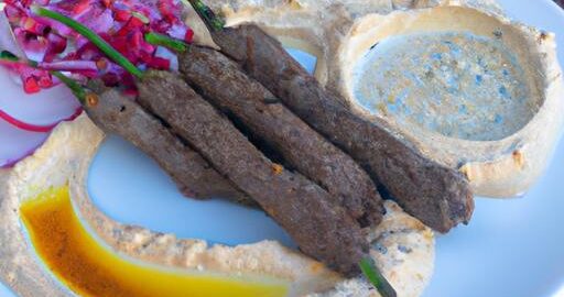 Kebab z jehněčího masa s hummus