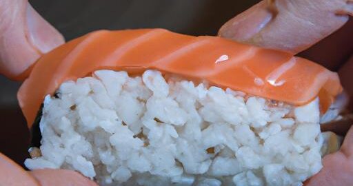 Sushi z lososa pomocí sushimata