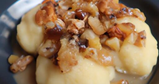 Bramborový knedlík se škvarkami