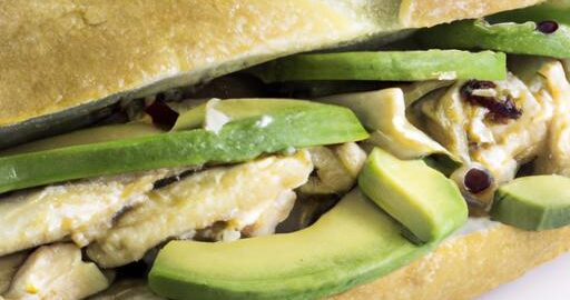 Kuřecí a avokádový sendvič