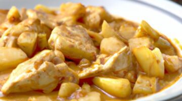 Kari z kuřecího masa s jablky