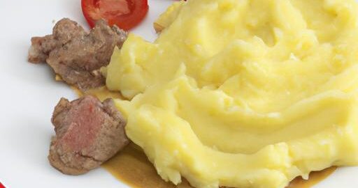 Bramborová kaše s masem