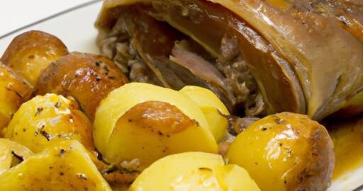 Pečená vepřová krkovice s brambory