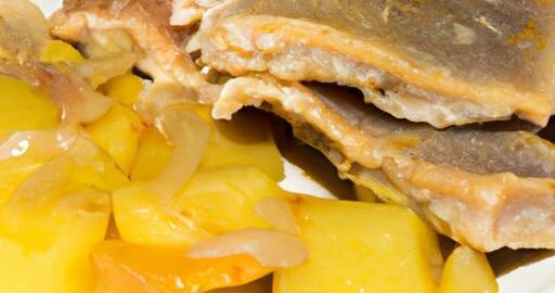 Smažený kapr s bramborem