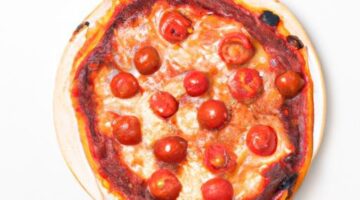 Pizza Margherita s cherry rajčaty