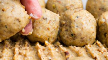 Kibbeh – bulgur se zelným náplní