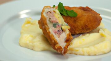 Kuřecí „cordon bleu“ s bramborovou kaší