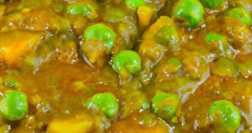 Indické masové kari s hráškem