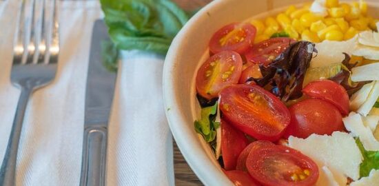 Veganský guláš s tofu a paprikou