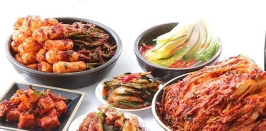 Kimchi jjigae – Pikantní polévka s kimchi