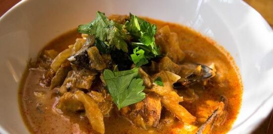 Bouillabaisse se zeleninou a šafránem