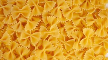 Karbonátky se špagetami a omáčkou