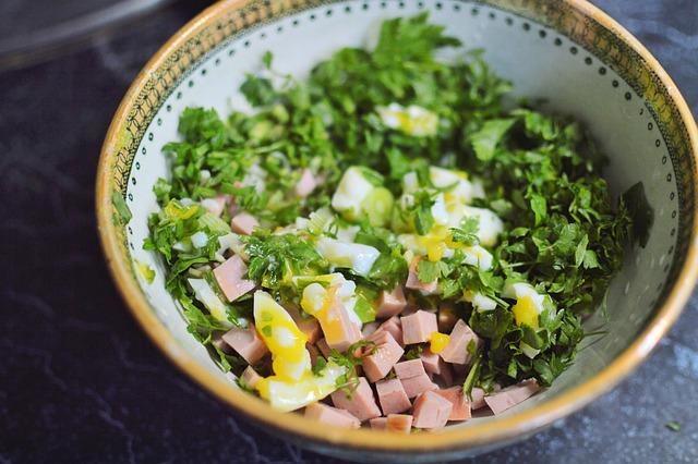 Gado gado salad s arašídovou omáčkou