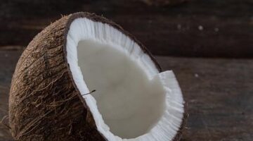 Kokosový koláč s karamelem