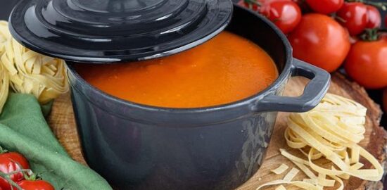 Rajská omáčka s opečenými tofu kostkami