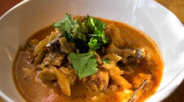 Bouillabaisse s bylinkovým krutonem