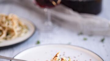 Italská pizza Salami Funghi Peperoni