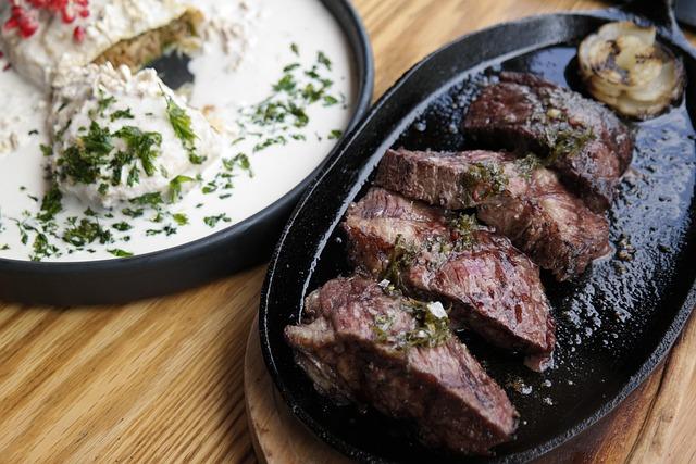 Asado s chorizem a empanadas