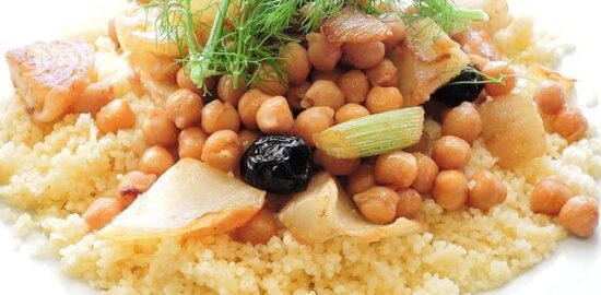 Kuskus s pečenou zeleninou a tofu