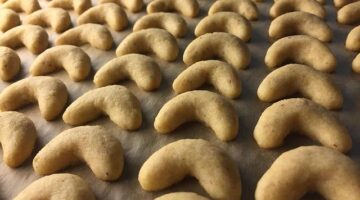 Pařížské rohlíčky s mandlovou náplní