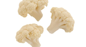 Květák s vejci a cukrem