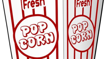 Křupavý bramborový salát s klobásou