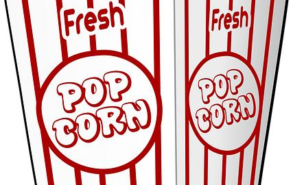 Křupavý bramborový salát s klobásou