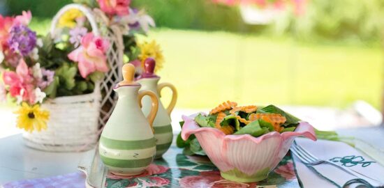 Buď salát s baklažánem a granátovým jablkem