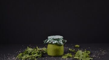 Pesto těstoviny s mozzarellou