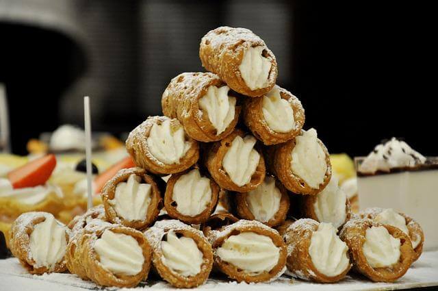 Cannoli Siciliani – italský dezert