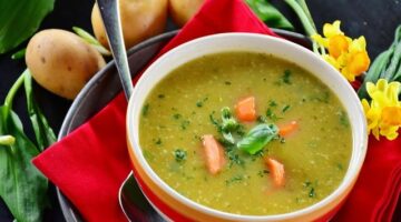 Bramborová polévka s česnekem