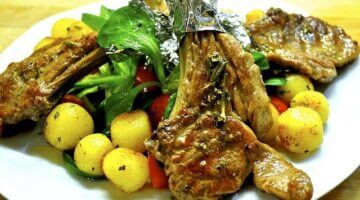 Mansaf na jehněčím mase s rýží