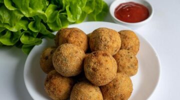 Řízková parmazán v rajčatové omáčce