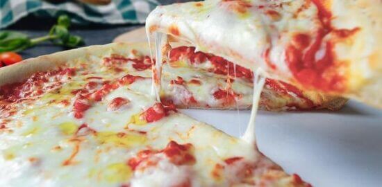 Pizza Margherita z Itálie