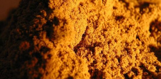 Masové kari jemně kořeněné kokosovou omáčkou