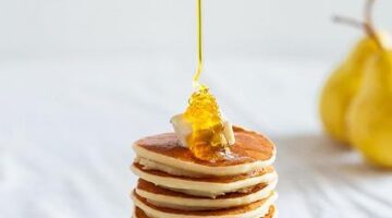 Palačinky s hruškami a karamelом