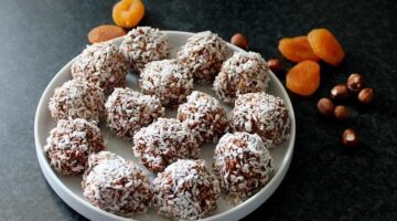 Kokosové kuličky s datlemi