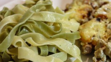 Špenátové frittery s avokádem