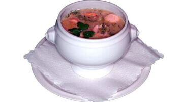 Hrachová polévka s kurkumou