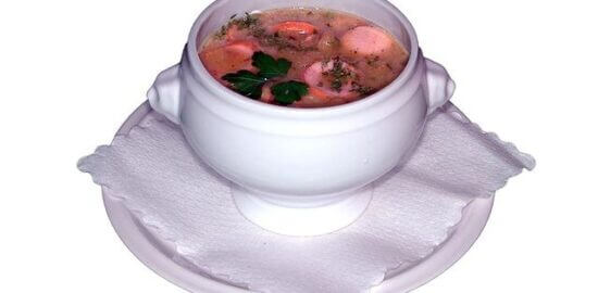 Hrachová polévka s kurkumou