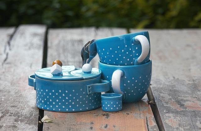 Hrníčkový měch s červenou šťávou