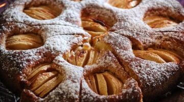 Jablkový koláč s karamelovou polevou