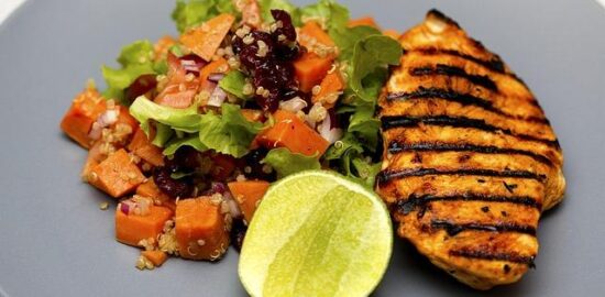 Tabbouleh salát s petrželí a bulgurem