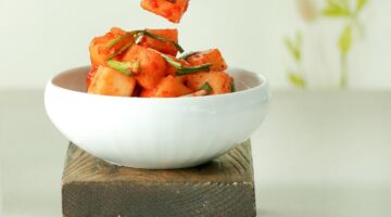 Kimchi fried rice mandu soup