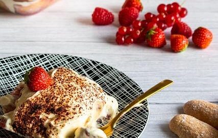 Tiramisu z mascarpone a kávy