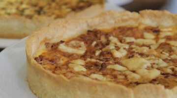 Quiche Lorraine s cibulkou