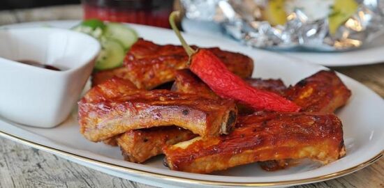 Žebírkové s brambory a chimichurri